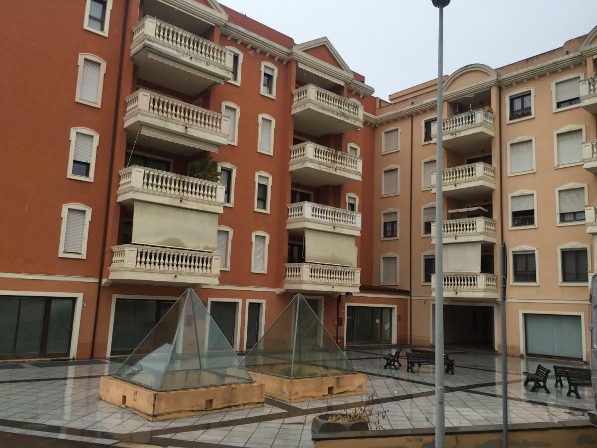 Via Acquedotto N. 66, Condominio "Le Piramidi" Olbia Buitenkant foto